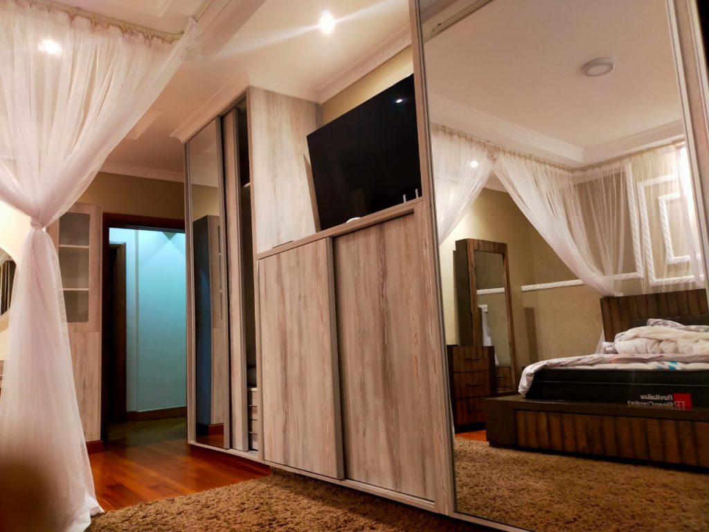 Bric Apartment