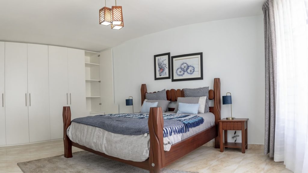 Cicada Crest Apartment