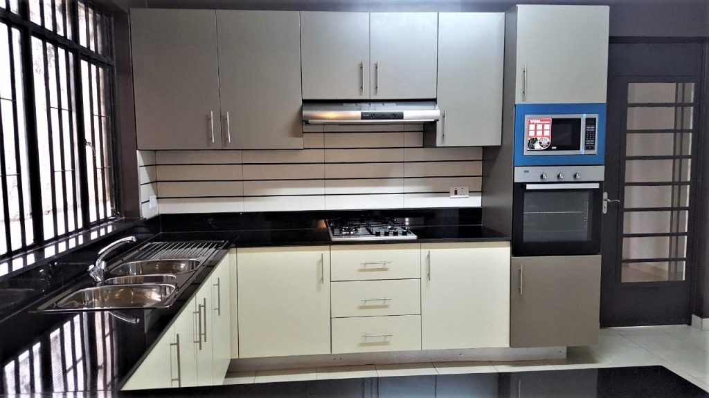 Exeter Pearl Apartment