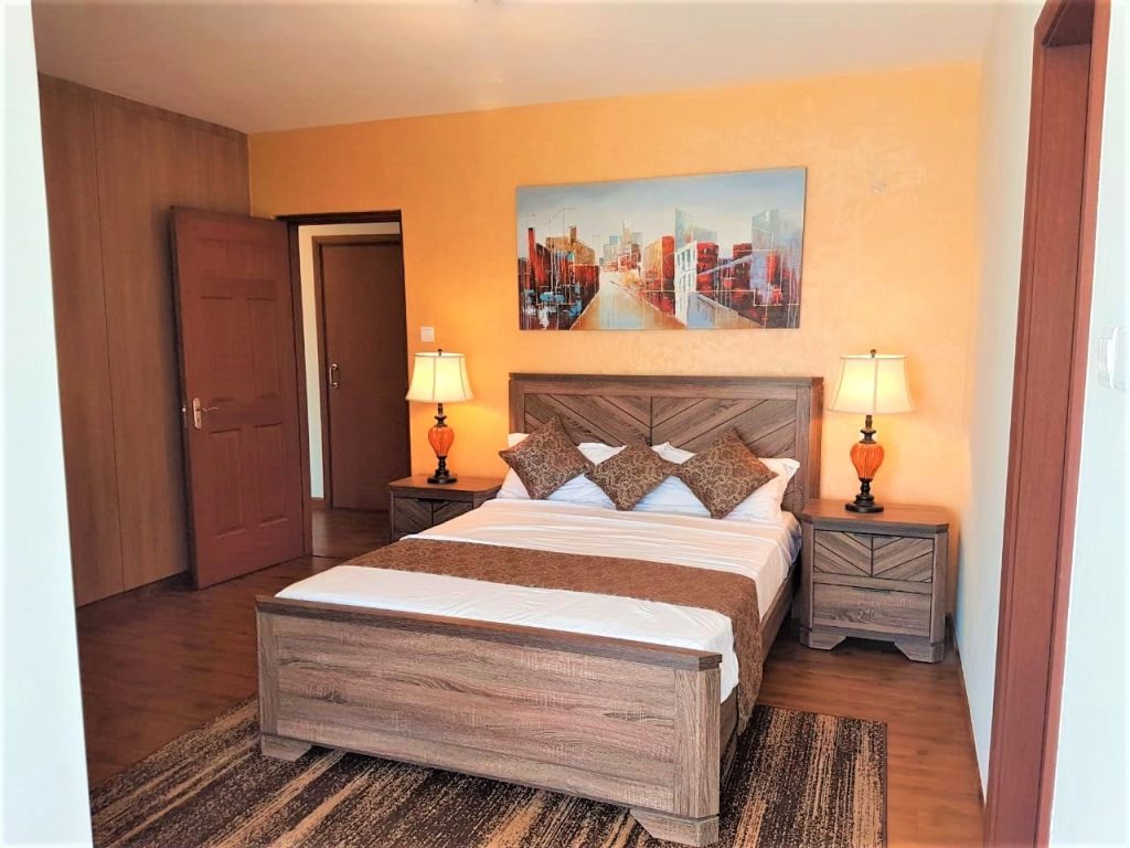 Exeter Pearl Apartment