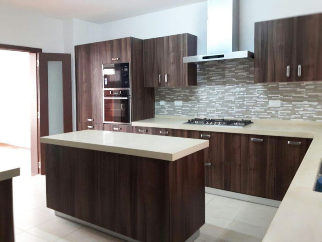 Pyramid Oaks Residential Villas Island Kitchen