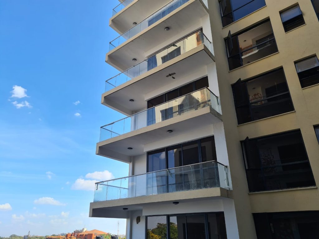 5th Parklands Apartment