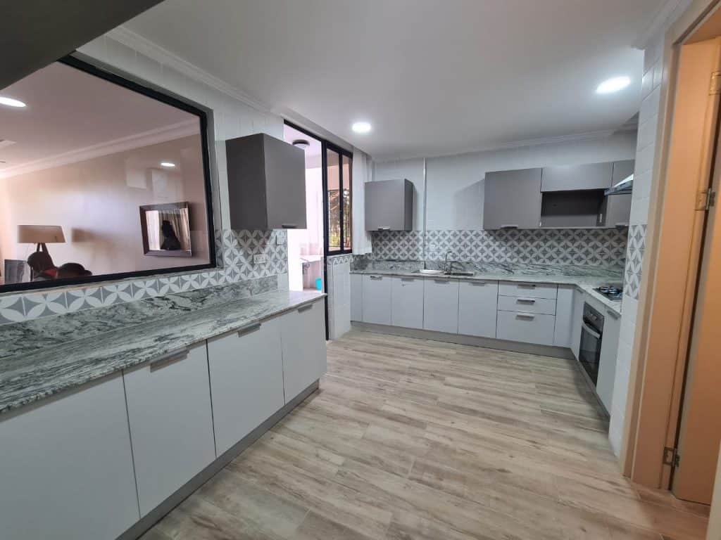 5th Parklands Apartment