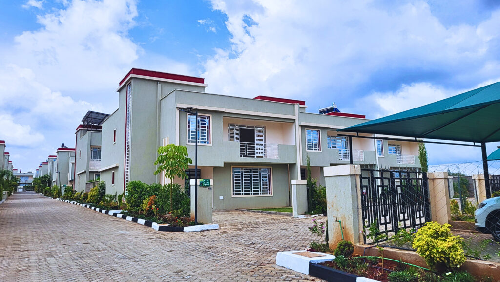 Pine Brook Villas Paved Cabros