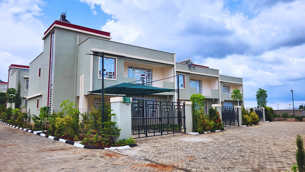 Pine Brook Villas Estate