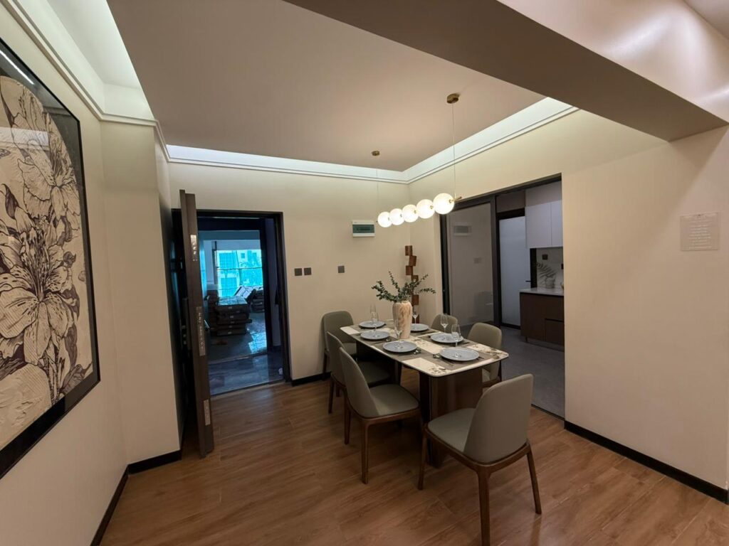 Capricorn Residences 3 Bedroom Apartment Dining Area