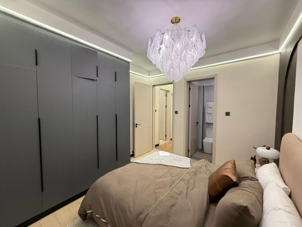 Capricorn Residences 3 Bedroom Apartment ensuite Bedroom