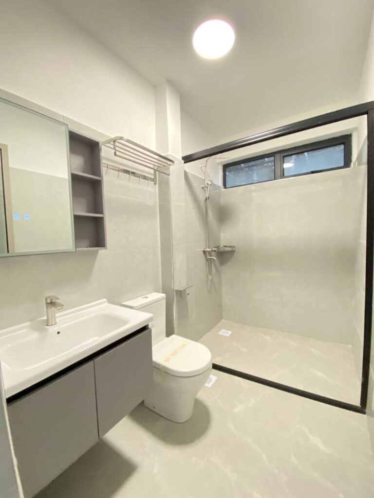 Golden Street 3 bedroom Bathroom