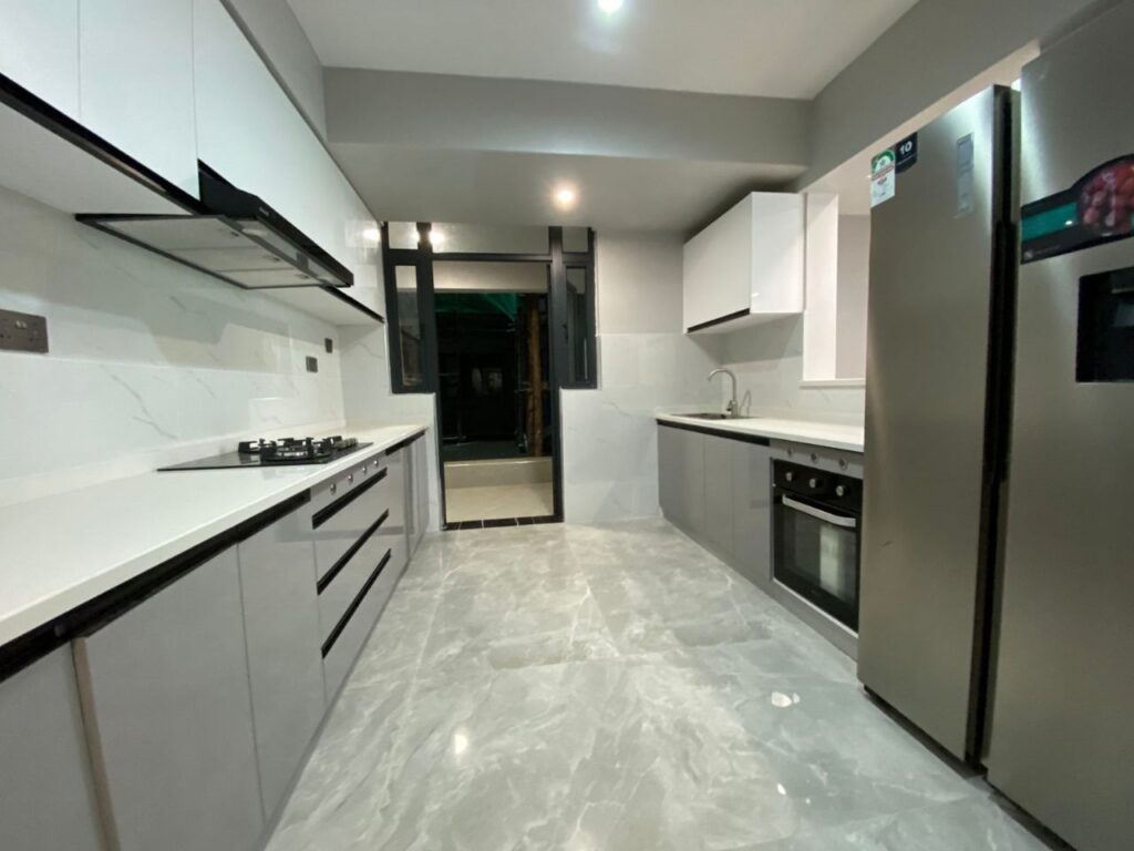 Golden Street 3 bedroom Kitchen