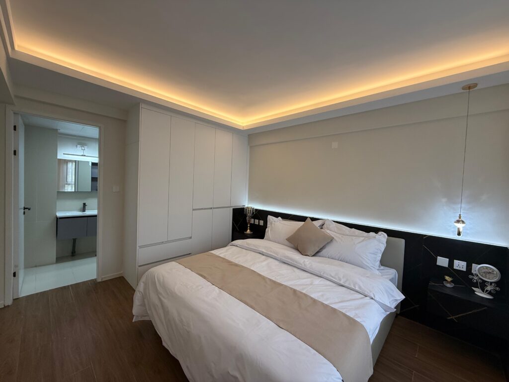 2 Bedroom for Sale near Geco Cafe ensuite bedroom