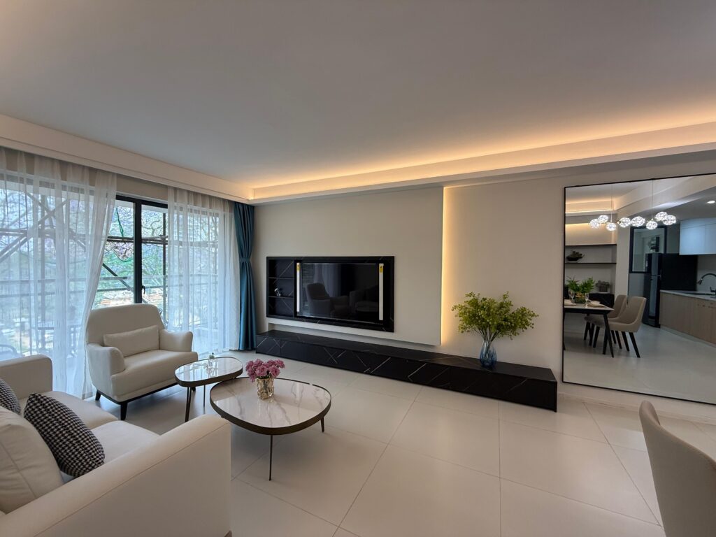2 Bedroom for Sale near Geco Cafe Living room