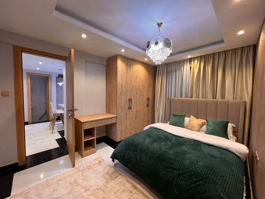 Skyway Apartment