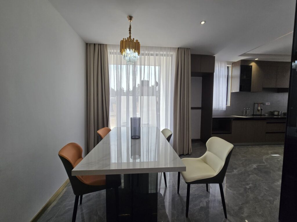 Kamangu Villas Dining Area