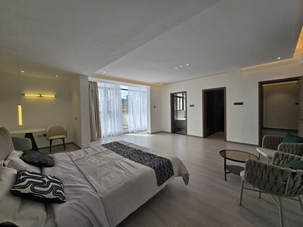 Kamangu Villas ensuite Bedroom