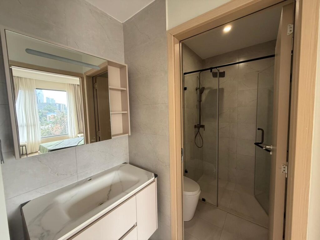 Gemland Residence Apartment Bathroom