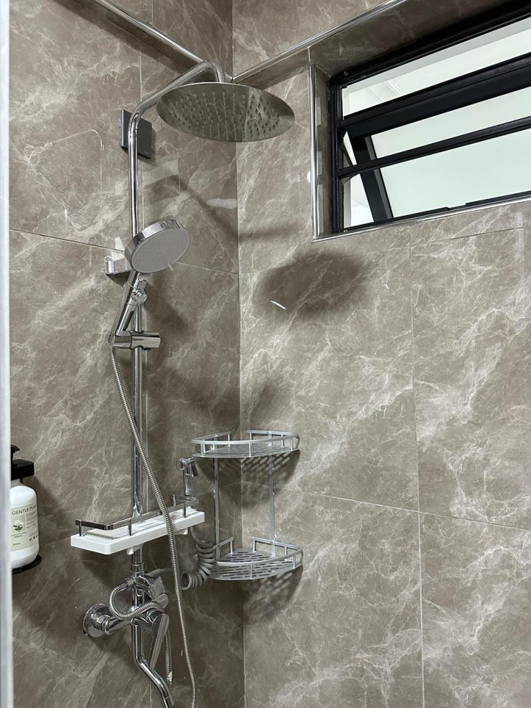 a bathroom at the Serviced 1 Bedroom Apartment In Kilimani