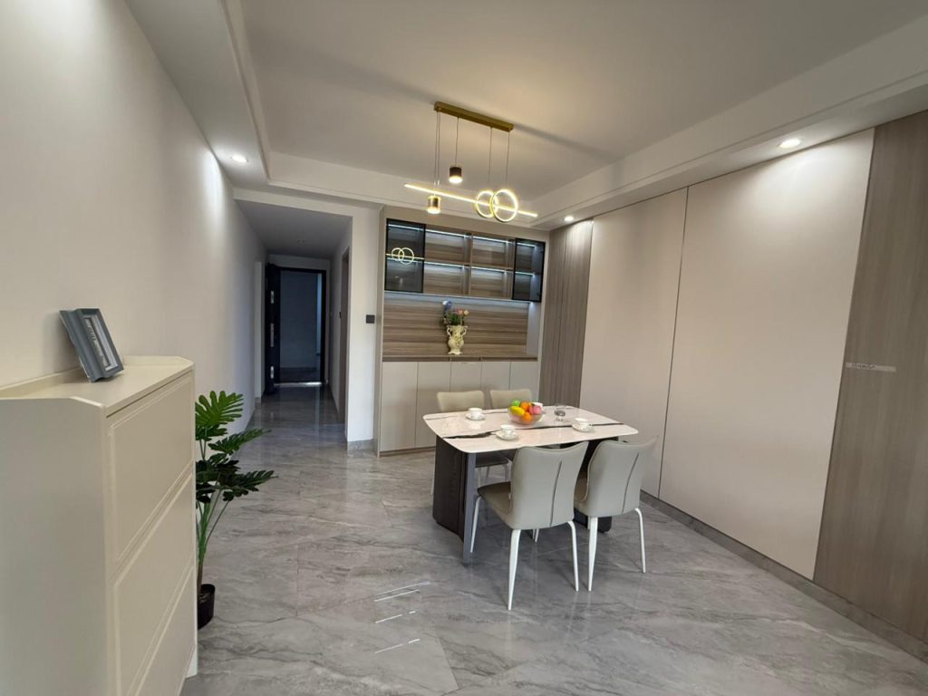 2 Bedroom Apartment near Nairobi Grill and Wine Dining area