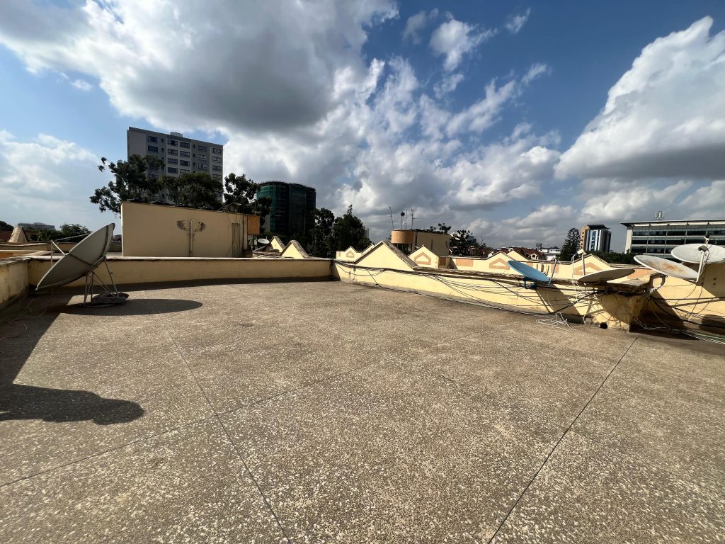 rooftop with aerial tv dishes at the White Oak Park Apartments in Kilimani,