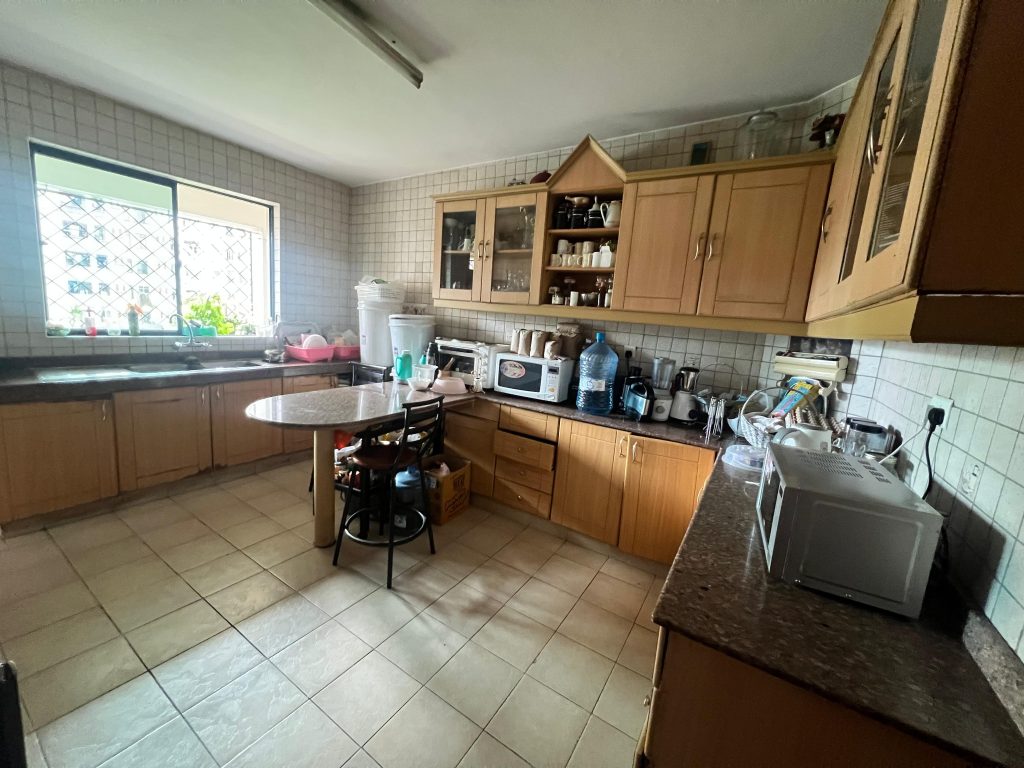 view of the kitchen from the entrance at White Oak Park 3 bedroom Apartment