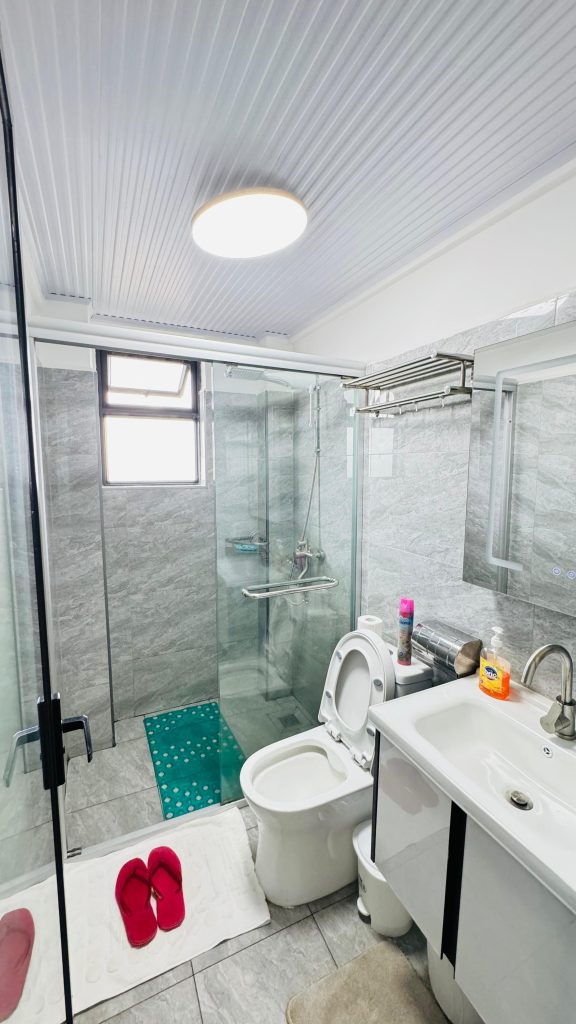 Large bathroom of the Furnished 2 Bedroom Apartment Master Ensuite in Kileleshwa