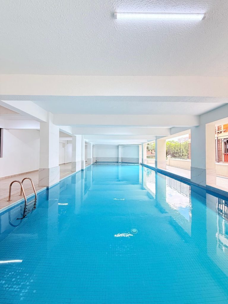 swimming pool at the kilimani apartment with all utilities