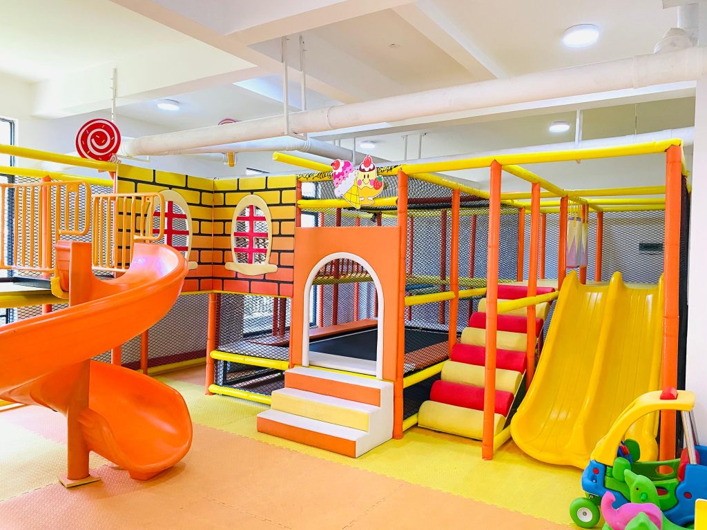 Safe and colorful children’s play area available at the affordable 1-bedroom furnished apartment in Nairobi.