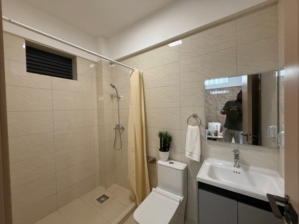 The bathroom at One Bedroom Apartment on Gataka Road