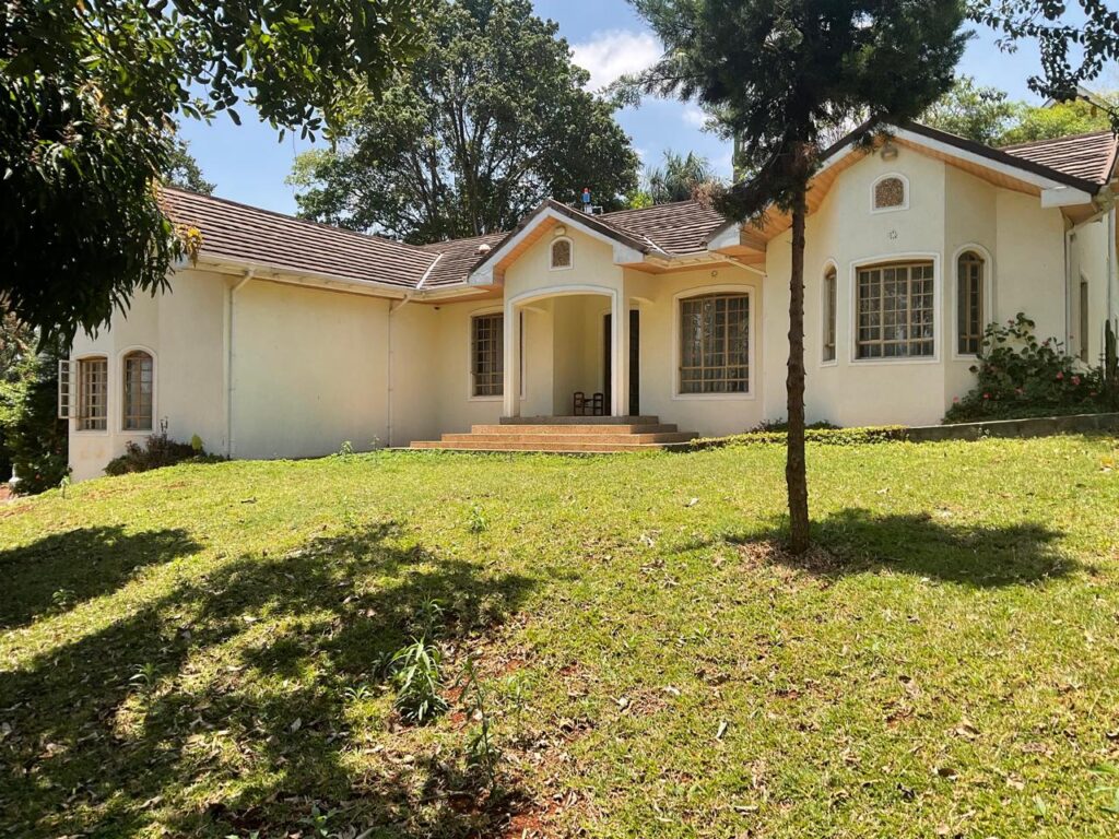 Muthithi gardens House Compound