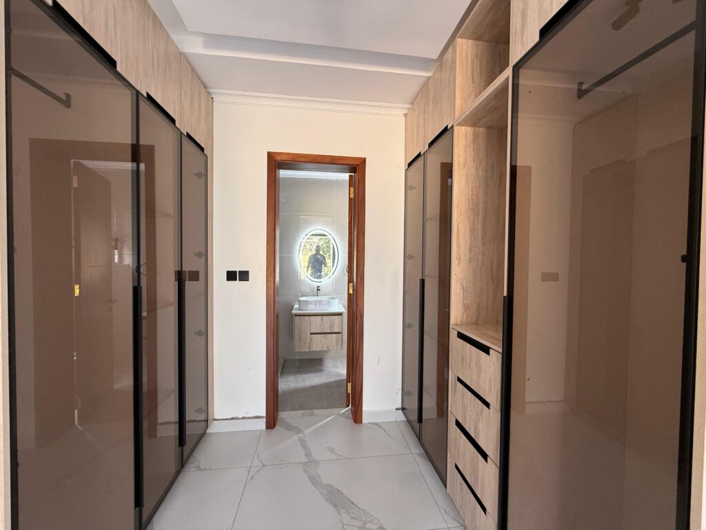 Walk-in Closet at Cascading Ridge Views