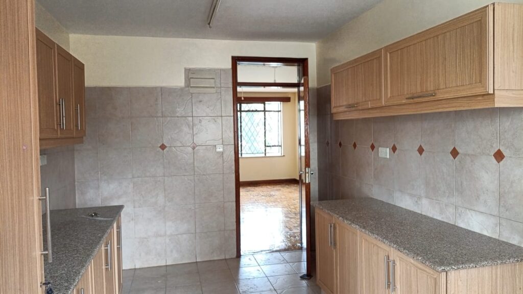 Unfurnished 3 Bedroom Apartment at Brichwood Apartments Kitchen Area
