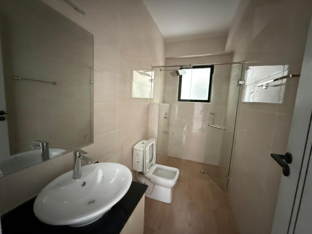 Available 3 Bedroom Rental near Westgate Mall,Westlands Bathroom