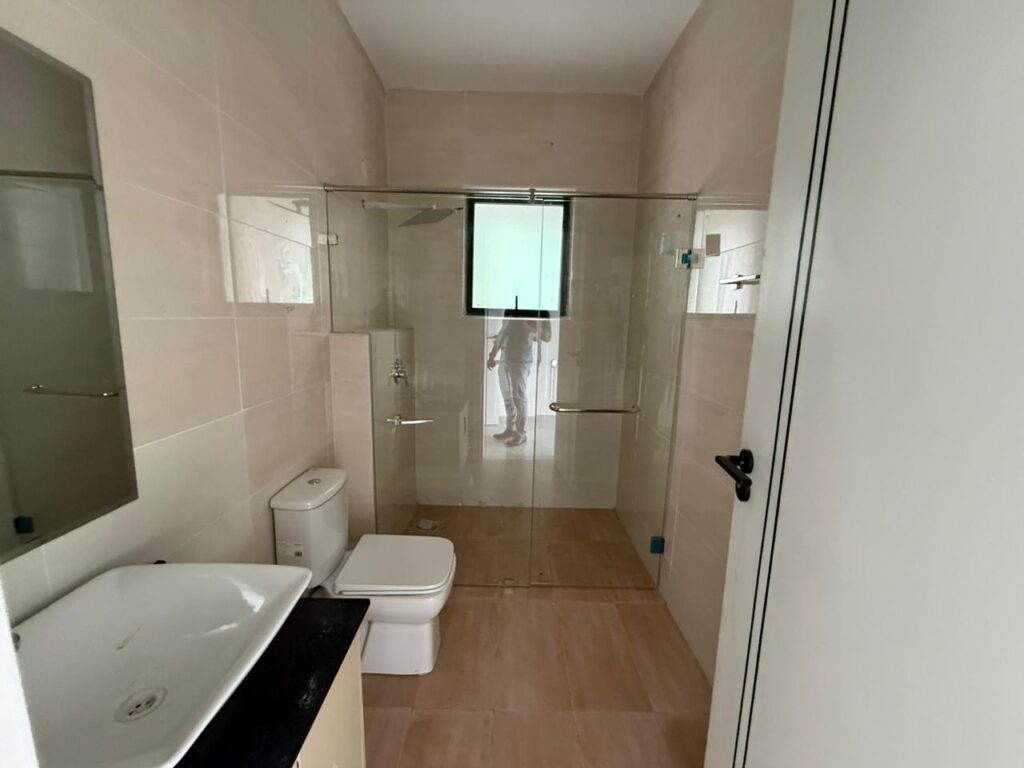 Bathroom at Vacant 4 bedroom apartments near Oshwal Academy, Westlands