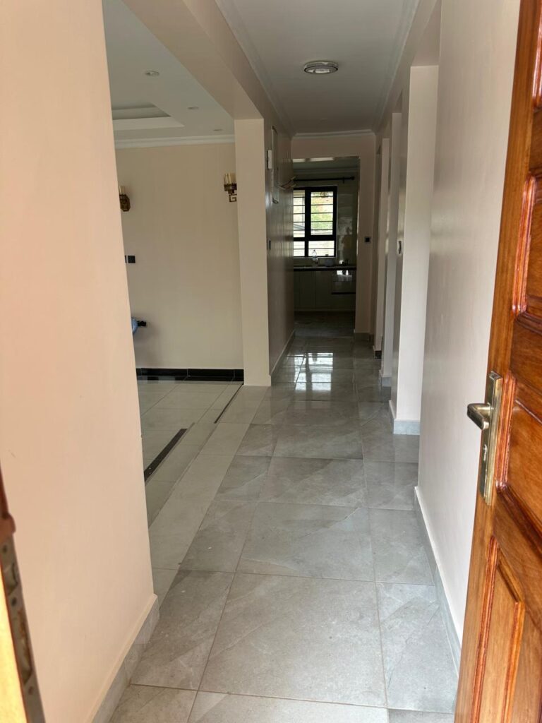 Walking corridor at Compound 4 Bedroom Maisonette to let in Kahawa Sukari
